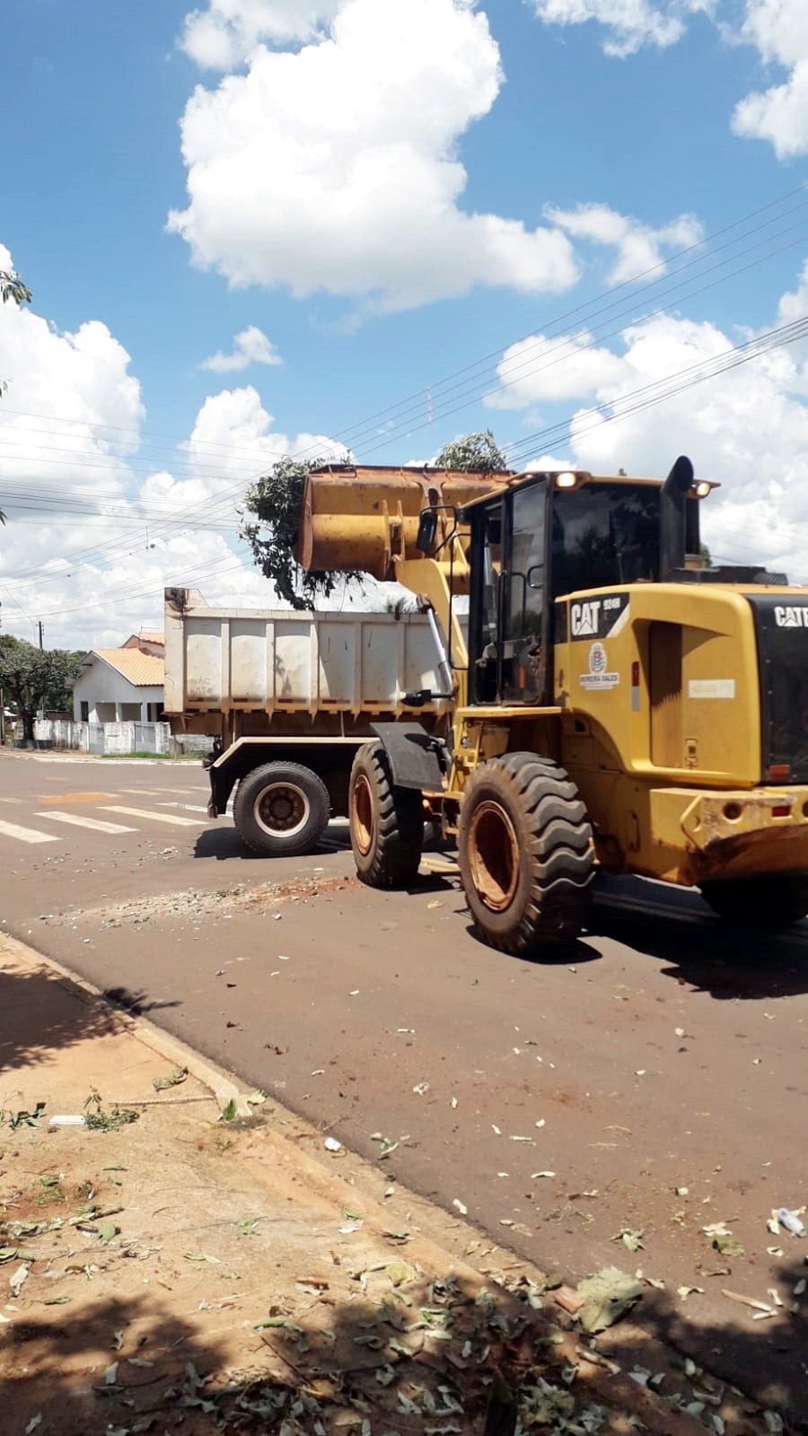 arrastao-de-limpeza-contra-a-dengue-e-iniciado-em-parana-do-oeste